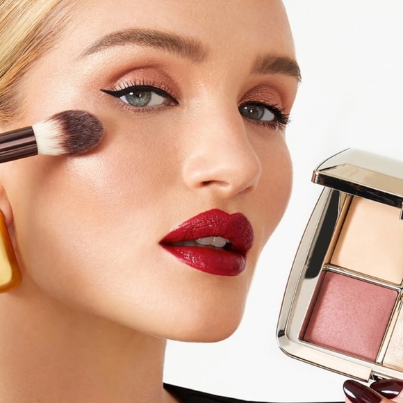 Hourglass Ambient Lighting Edit Mini Sculpture Unlocked Limited Edition New BNIB - Picture 3 of 4